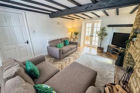 10 Chapel Road, Weldon, Corby, NN17 3HP
