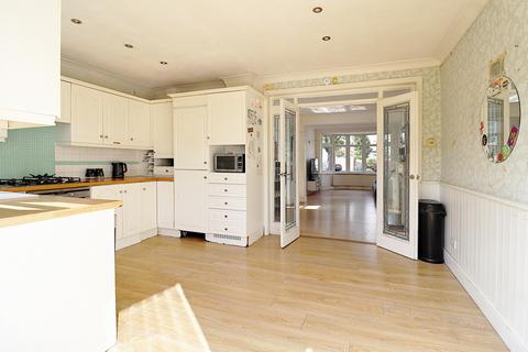 3 Barham Close, Chislehurst, BR7 6JA