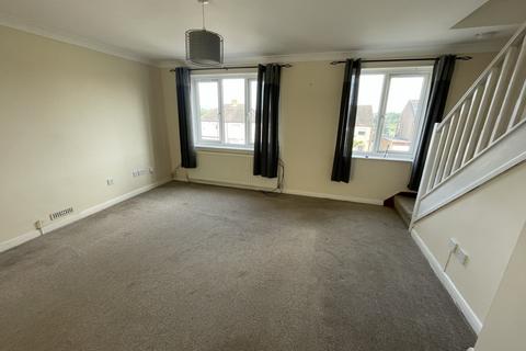 3 bedroom semi-detached house to rent, Holmley Lane, Dronfield, S18