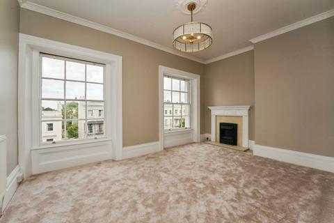 7, Blenheim House Evesham Road, Cheltenham, GL52 2AA