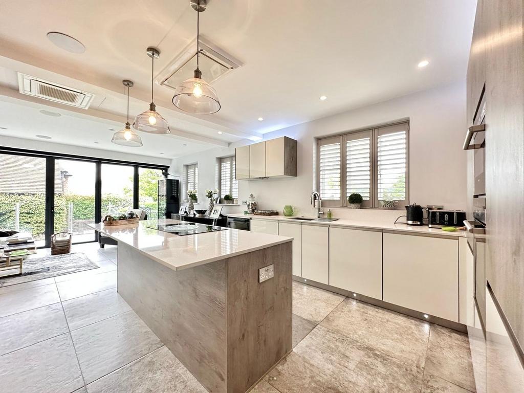 Open-plan Kitchen/Living/Dining Room