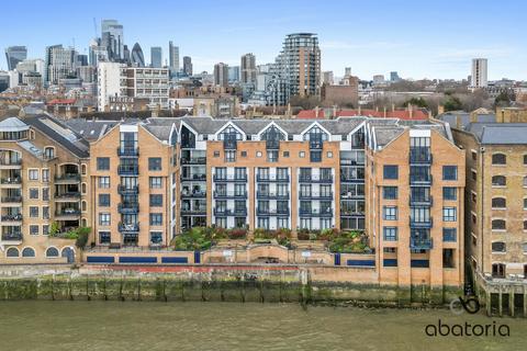 1 bedroom apartment for sale, 160 Wapping High Street, London, E1W