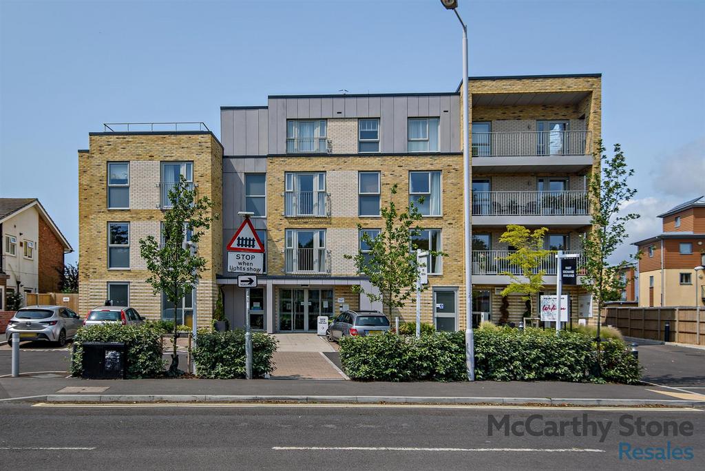 8651728-exterior06-800.jpg