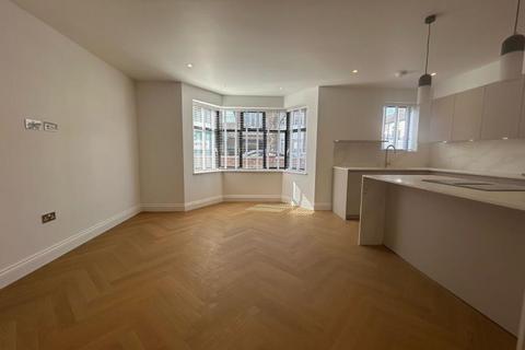 2 bedroom apartment to rent, Beechcroft Avenue, Golders Green, NW11