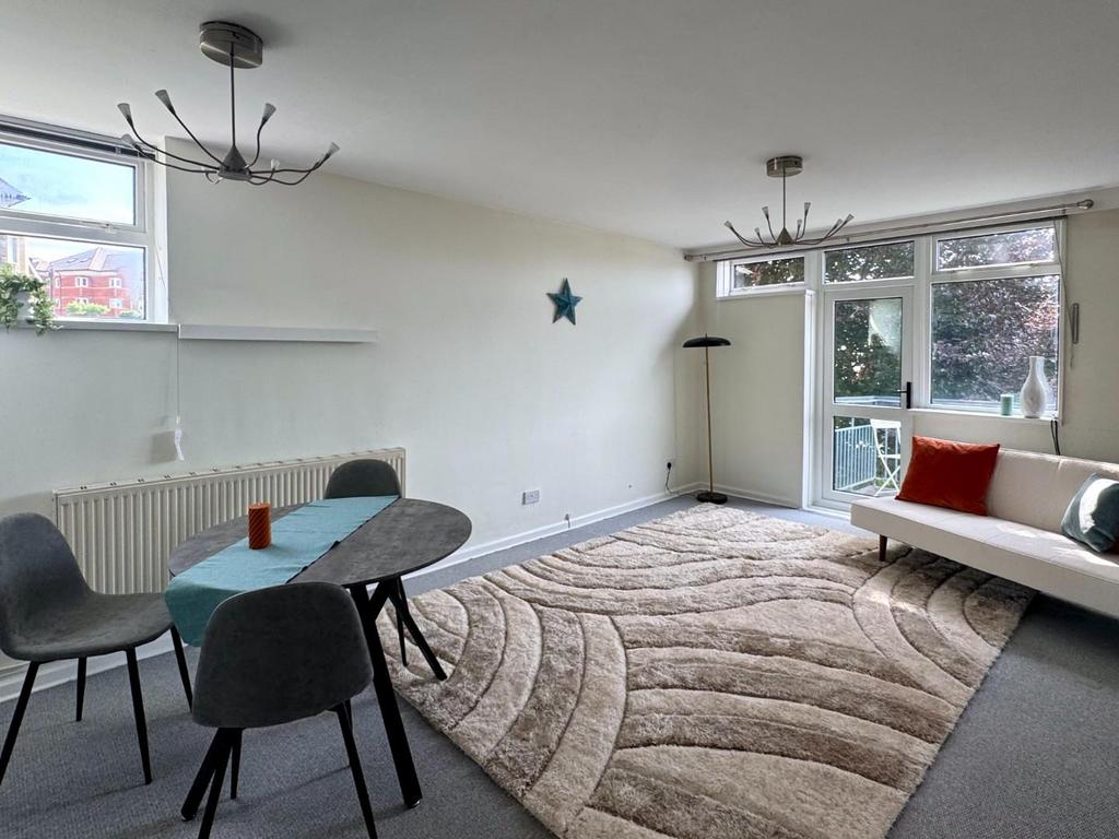 Living/Dining Room