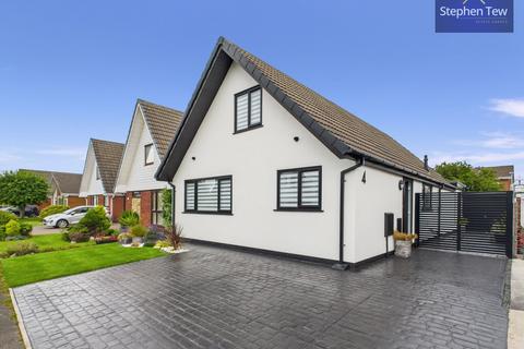 4 Avondale Crescent, Blackpool, FY4 5AS