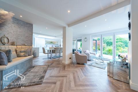 undefined, Regent Avenue, Lytham St. Annes, Lancashire