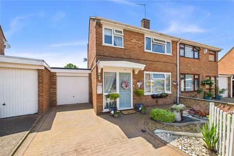 11 Barnfield Close, Northampton, NN2 8AW
