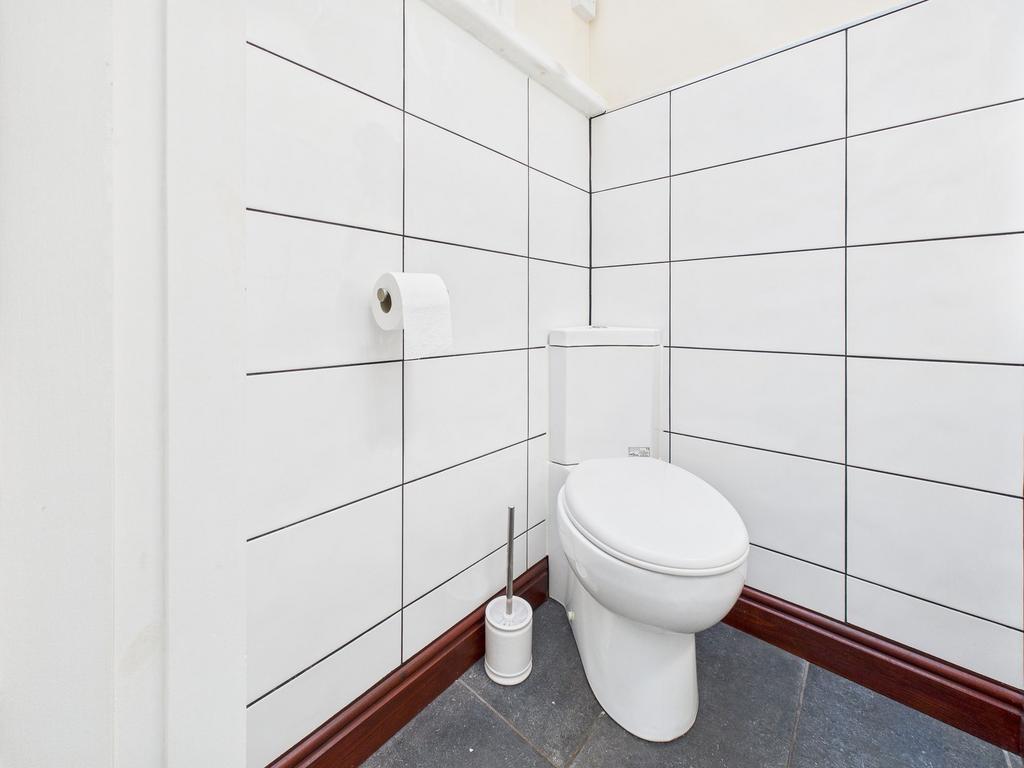 Ground Floor Wc