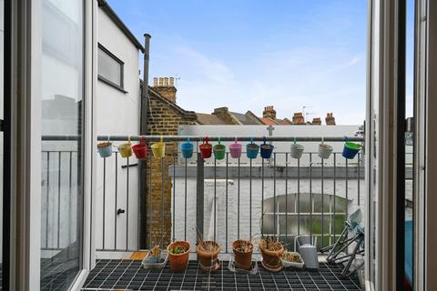 3a Steele Road, London, E11 3JB