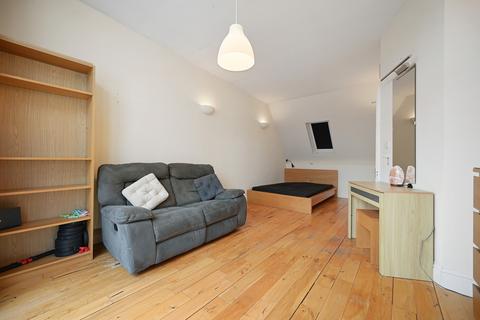 3a Steele Road, London, E11 3JB