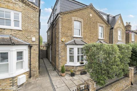 58 Willoughby Road, Kingston Upon Thames, KT2 6LJ