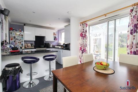 34 Romany Close, Letchworth Garden City, SG6 4JZ