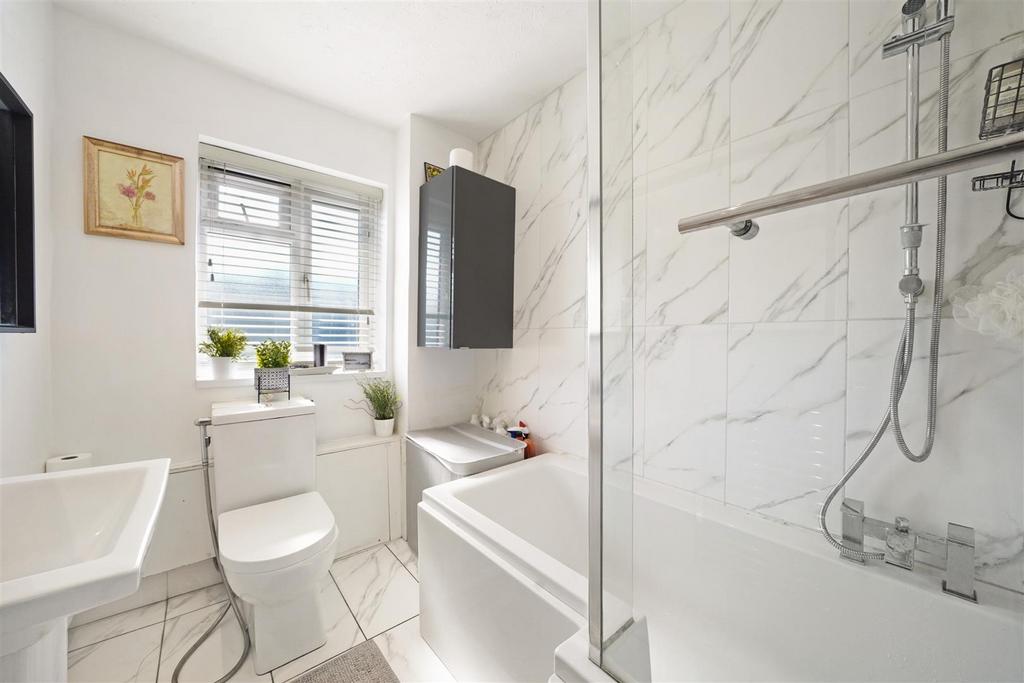 180 Ashbourne Road - 79 Ph Bh XVZYz IVNk Hglrh.jpg