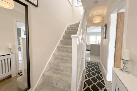 3 bedroom semi-detached house for sale, Wellsford Avenue, Solihull, West Midlands, B92