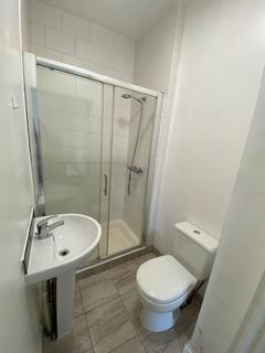 Studio to rent, Gloucester Road, Bristol BS7