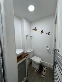 1 bedroom apartment to rent, St. Johns Hill, Barmouth LL42