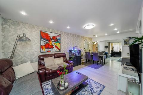 91 Blackbush Spring, Harlow, CM20 3EA