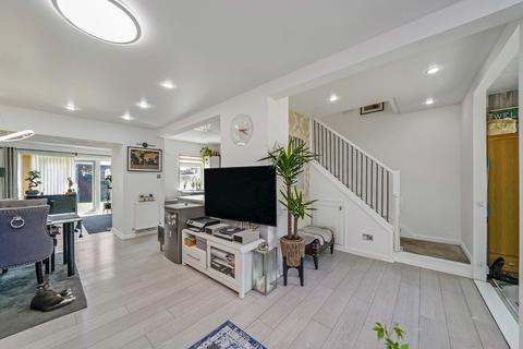 91 Blackbush Spring, Harlow, CM20 3EA