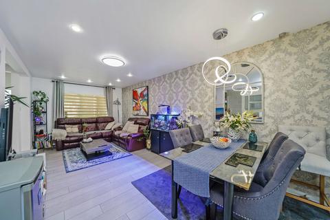 91 Blackbush Spring, Harlow, CM20 3EA