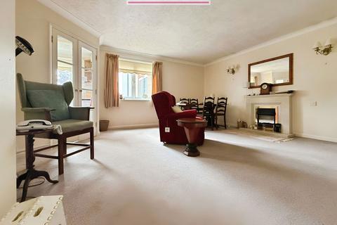 1 bedroom apartment for sale, Kennett Court, Swanley, Kent, BR8