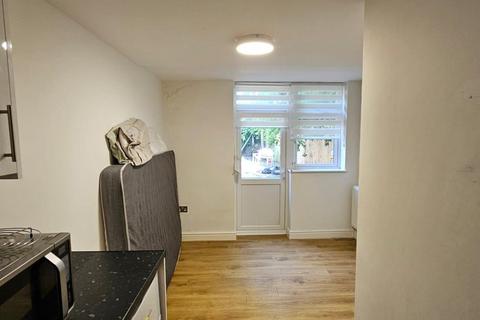 undefined, Hopton Road, Wealdstone