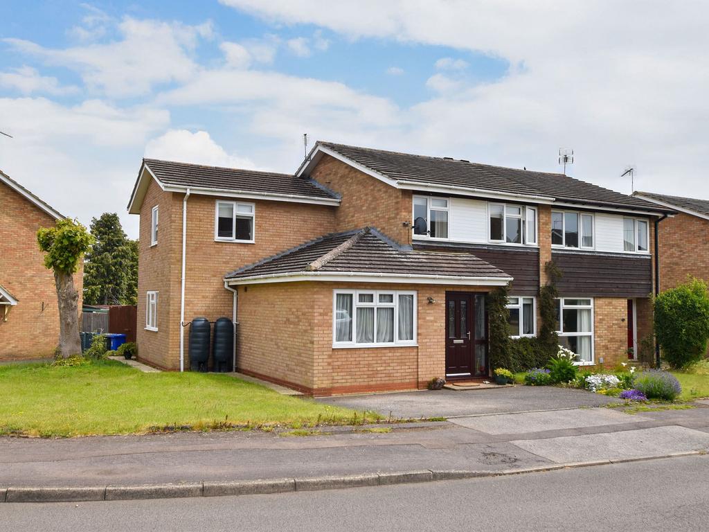 9 Spinney Close