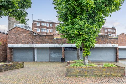 Retail property (high street) to rent, 3A Brayford Sq London E1 0SG