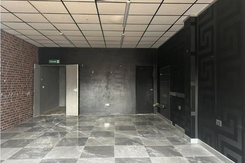 Retail property (high street) to rent, 3B Brayford Sq London E1 0SG