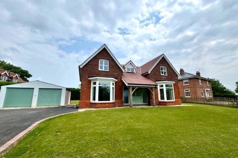 4 bedroom detached house for sale, The Gables Main Road Saltfleet Louth LN11 7SB