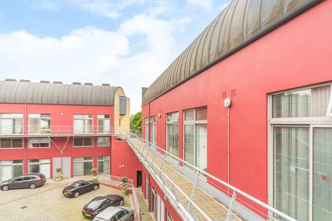 2 bedroom flat for sale, Piano Lane, Stoke Newington, London, N16
