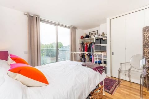2 bedroom flat for sale, Piano Lane, Stoke Newington, London, N16