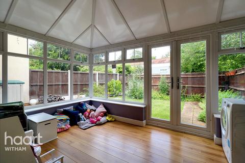 9 Bellfield Close, Witham, CM8 2BP