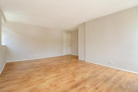 2 bedroom maisonette for sale, Worthing Road, Horsham