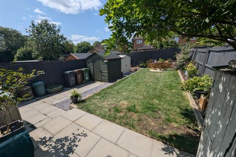 9 Hooke Close, Corby, NN17 2AP