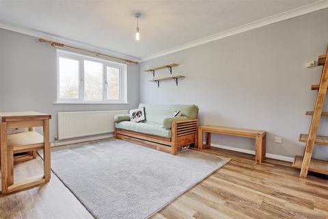 1 bedroom flat to rent, Arbury Road, Cambridge