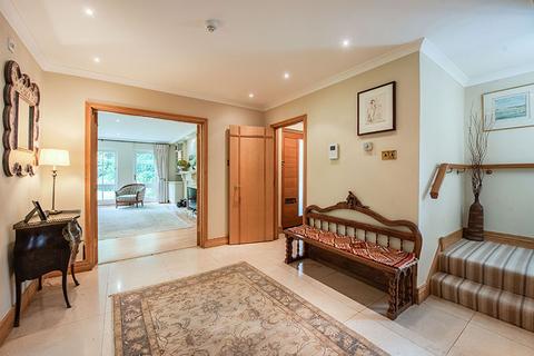 7 Inverforth Close, London, NW3 7EX