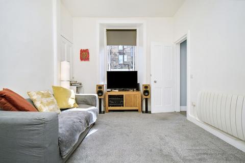 1f2, 9 Dalgety Avenue, Edinburgh, EH7 5UF