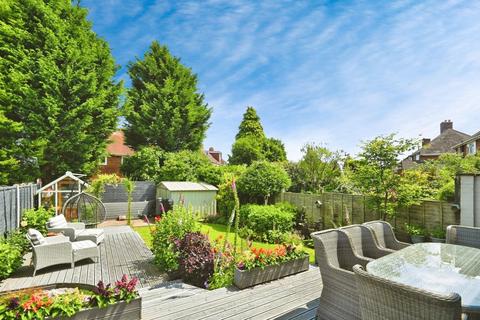 32 Fowler Road, Sutton Coldfield, B75 7LW