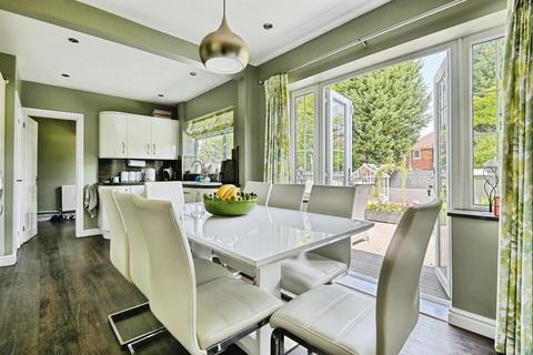 32 Fowler Road, Sutton Coldfield, B75 7LW