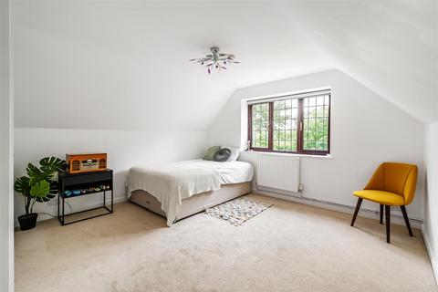 Five Oaks Broad Lane, Newdigate, Dorking, RH5 5AT