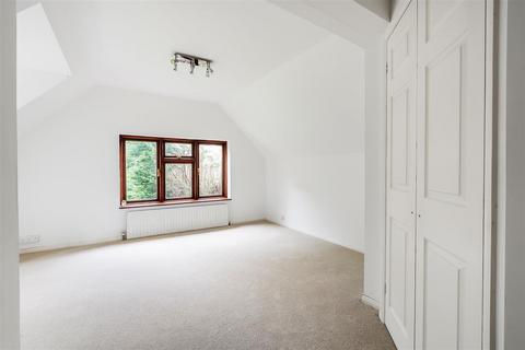 Five Oaks Broad Lane, Newdigate, Dorking, RH5 5AT