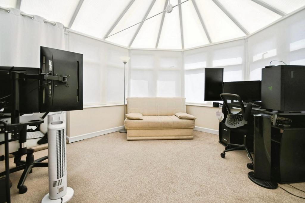 CONSERVATORY.jpg