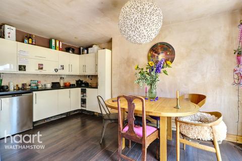 156 Sturge Avenue, London, E17 4LE