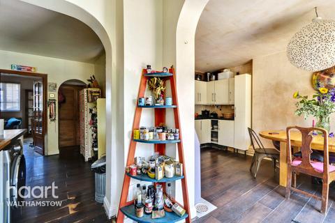 156 Sturge Avenue, London, E17 4LE