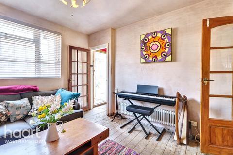 4 bedroom end of terrace house for sale, Sturge Avenue, Walthamstow
