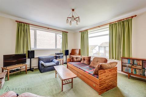 3 bedroom bungalow for sale, Barnfield Avenue, Crosspool, Sheffield