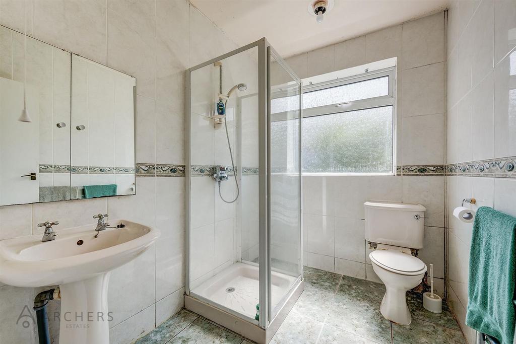 1 Barnfield Ave(Interior)(17of17).jpg