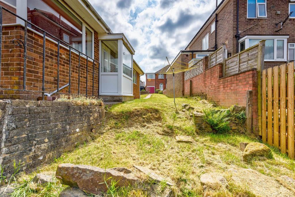 1 Barnfield Ave(Exterior)(8of9).jpg