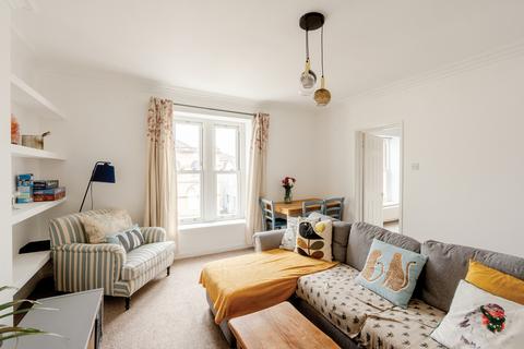 2 bedroom flat for sale, Bristol BS8